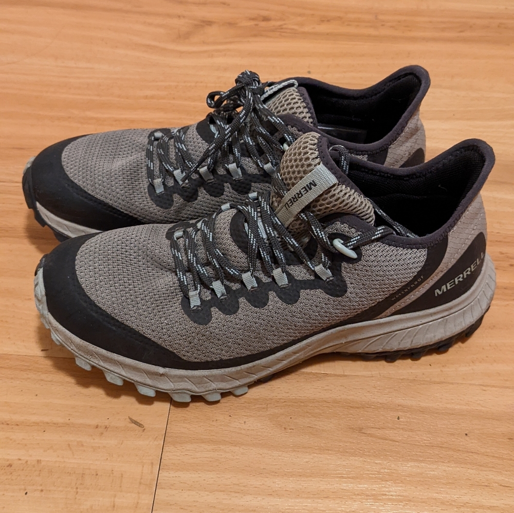 Women's Merrell Bravada Waterproof Hiking Boots Runners - US 8